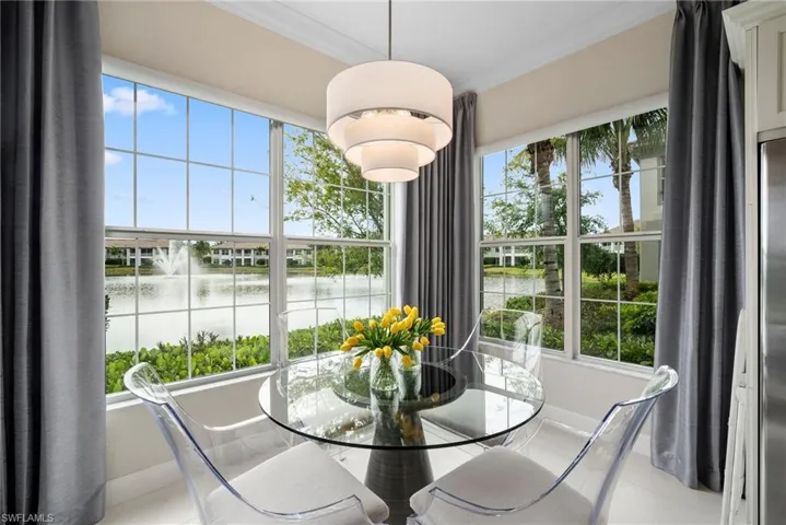 8008  Signature Club  CIR, Naples, FL 34113