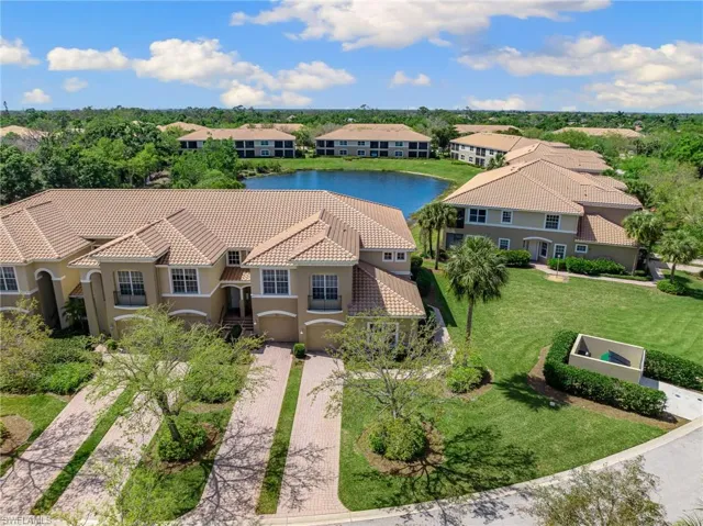 7090  Bay Woods Lake  CT, Fort Myers, FL 33908