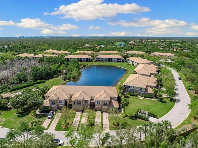 7090  Bay Woods Lake  CT, Fort Myers, FL 33908