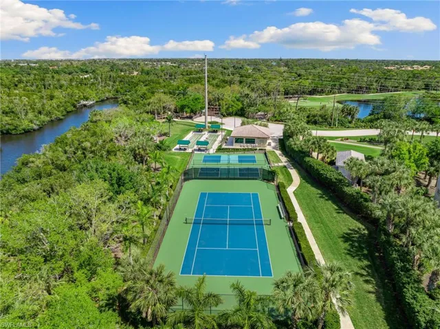 7090  Bay Woods Lake  CT, Fort Myers, FL 33908