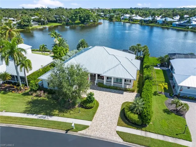 16151 Bentwood Palms Dr, Fort Myers, Florida 33908