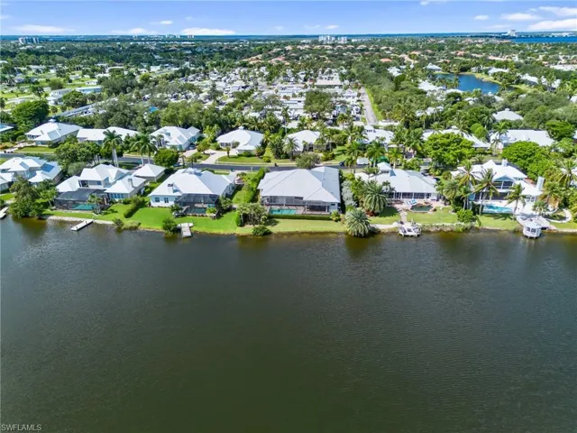 16151 Bentwood Palms Dr, Fort Myers, Florida 33908