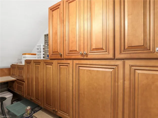 7068  Nantucket  CIR, North Fort Myers, FL 33917