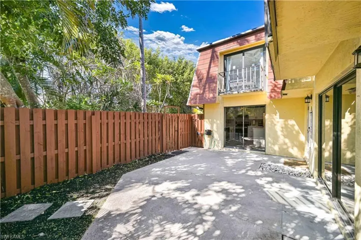 1520 Park Meadows Dr 2, Fort Myers, Florida 33907