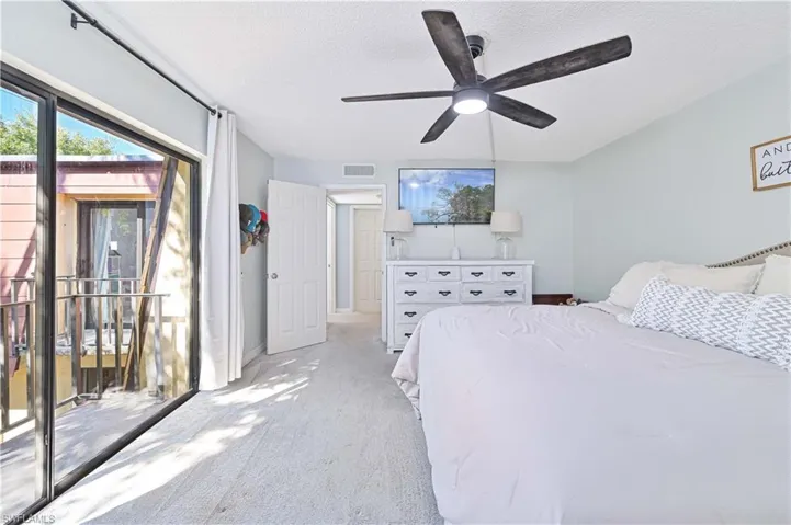 1520 Park Meadows Dr 2, Fort Myers, Florida 33907