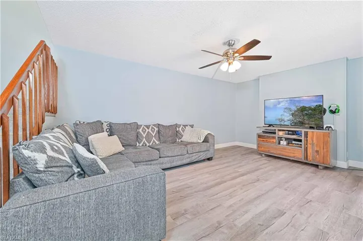 1520 Park Meadows Dr 2, Fort Myers, Florida 33907