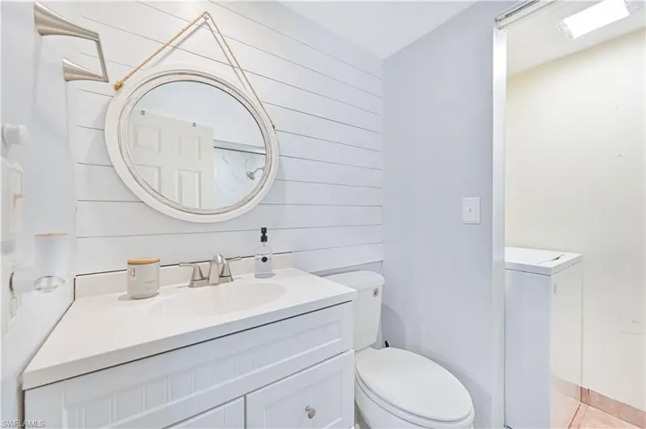 1520 Park Meadows Dr 2, Fort Myers, Florida 33907
