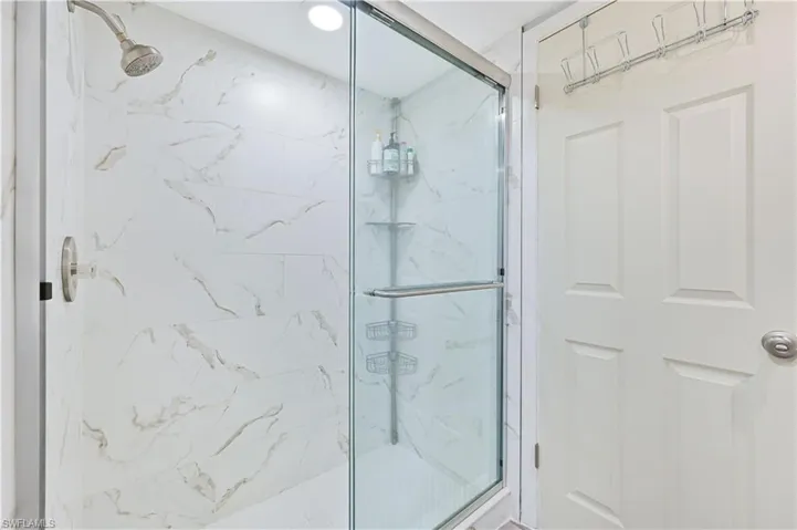 1520 Park Meadows Dr 2, Fort Myers, Florida 33907