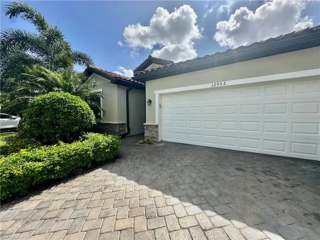 12952 Broomfield Ln, Fort Myers, Florida 33913