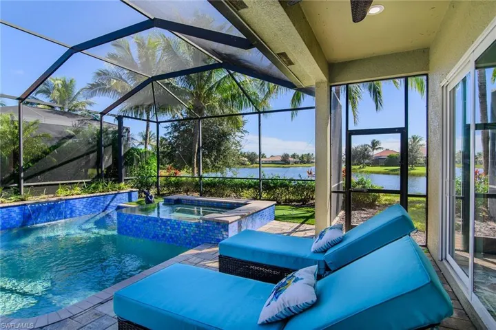 9369 Campanile Cir, Naples, Florida 34114