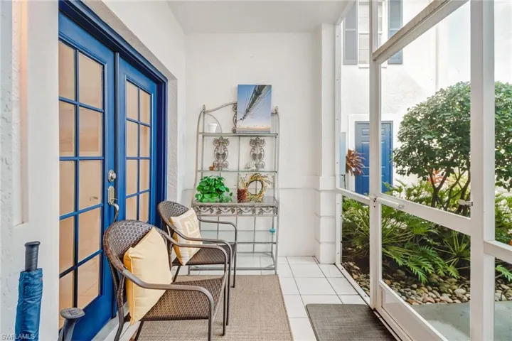Front lanai entry