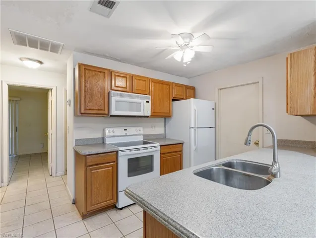 2829 Sw Santa Barbara Pl, Cape Coral Fl 33914