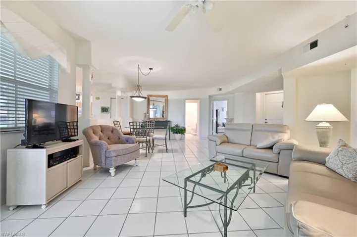 28060 Palmas Grandes Ln 105, Bonita Springs, Florida 34135