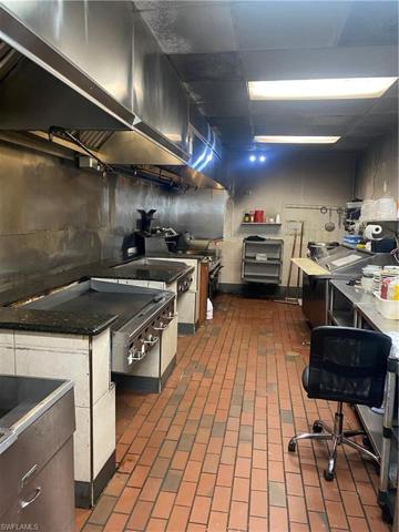 3922  Del Prado S BLVD, CAPE CORAL, FL 33904