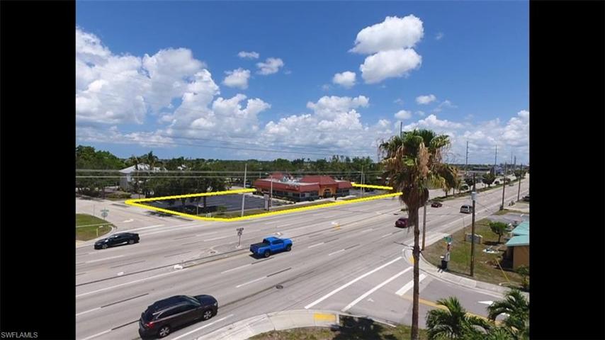 3922  Del Prado S BLVD, CAPE CORAL, FL 33904