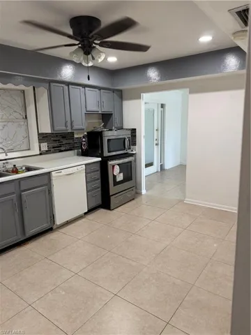 2496 42nd St Sw, Naples, Florida 34116