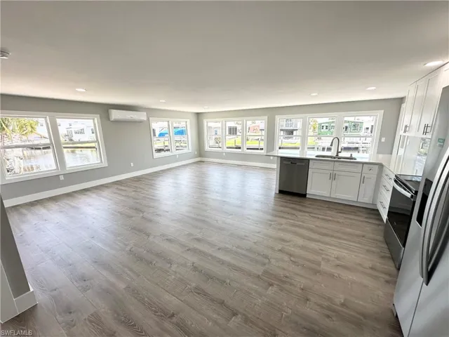 Entry to kitchen and living area