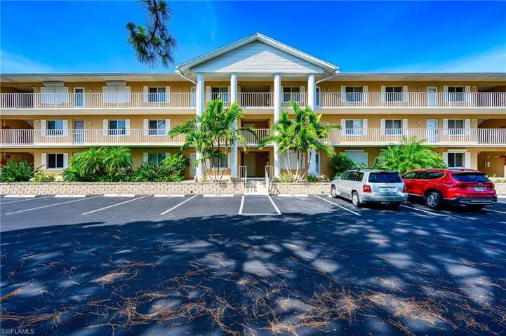 Sandpiper Bay Club, Building M, Unit 105