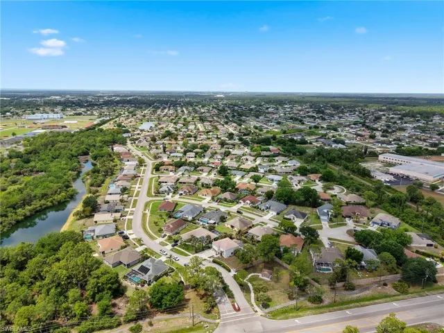 1529 Junior Ct, Lehigh Acres, Florida 33971