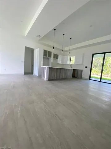Kitchen/Dining Area