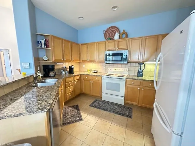 9250 Bayberry Bend 202, Fort Myers, Florida 33908