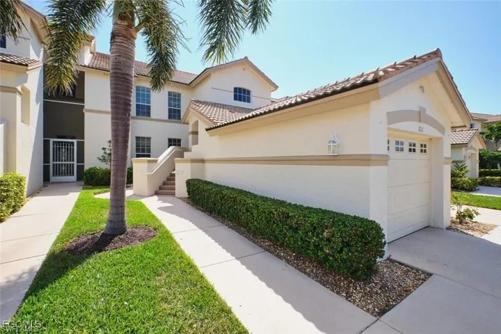 9250 Bayberry Bend 202, Fort Myers, Florida 33908