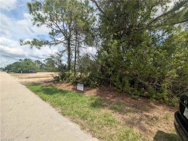 6004 Olive Ave N, Lehigh Acres, Florida 33971
