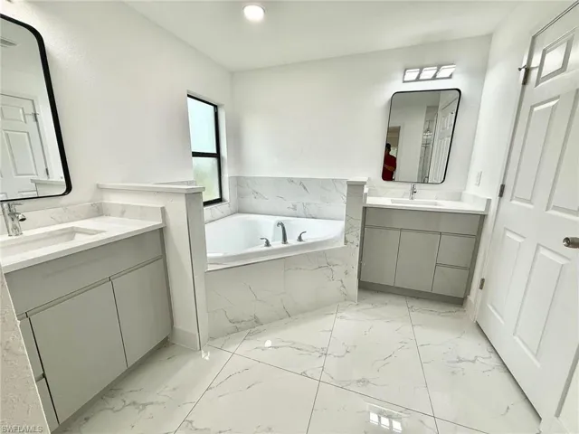 915 Edison Ave, Lehigh Acres, Florida 33972