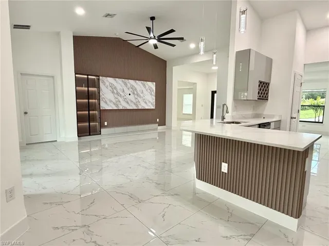 915 Edison Ave, Lehigh Acres, Florida 33972