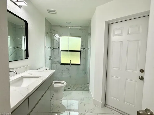 915 Edison Ave, Lehigh Acres, Florida 33972