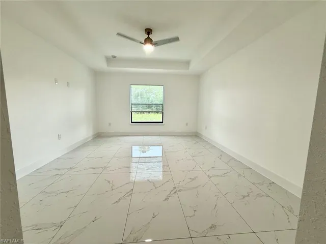 915 Edison Ave, Lehigh Acres, Florida 33972