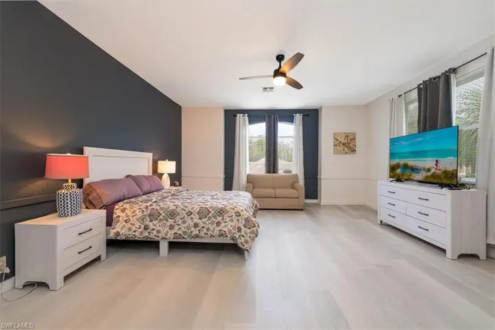 Extra Large 2nd Bedroom/Den/Kids Play Area/Office