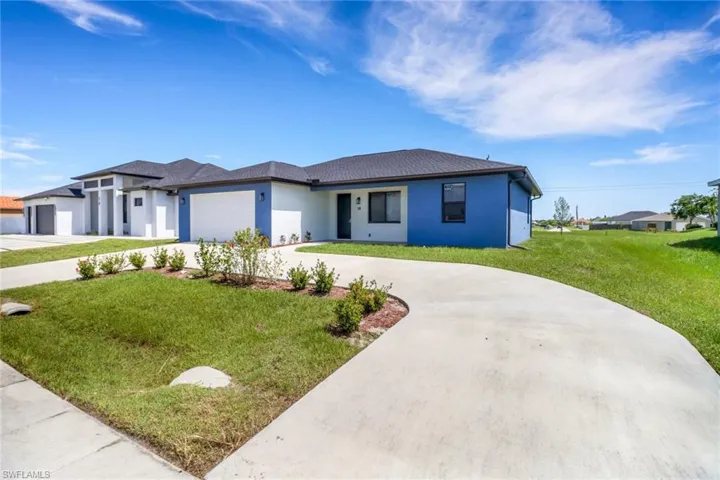 18 Tropicana Pkwy W, Cape Coral, Florida 33993