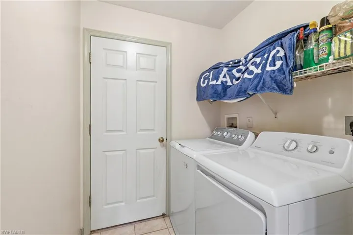 218 Se 2nd Ave, Cape Coral, Florida 33990