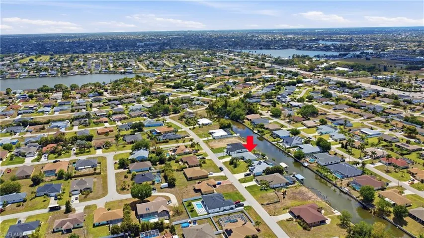 218 Se 2nd Ave, Cape Coral, Florida 33990