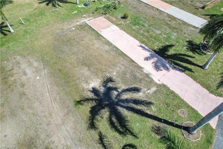 5  Birch  BLVD, Fort Myers, FL 33908