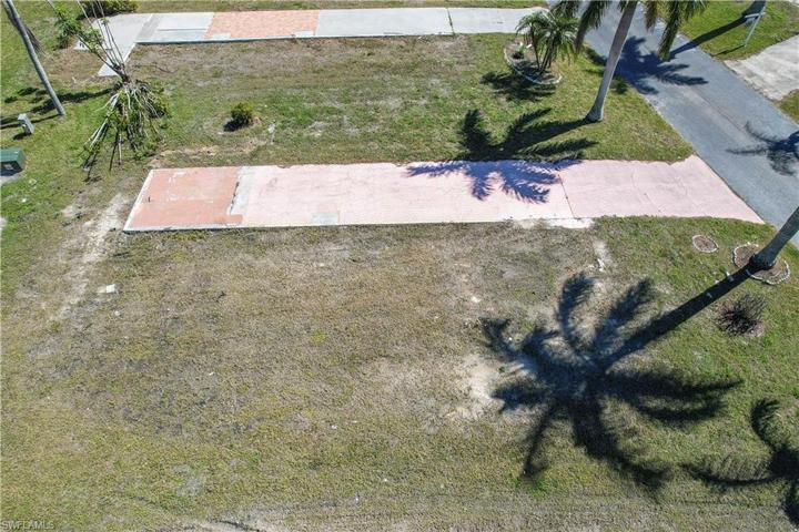 5  Birch  BLVD, Fort Myers, FL 33908