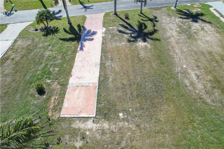 5  Birch  BLVD, Fort Myers, FL 33908