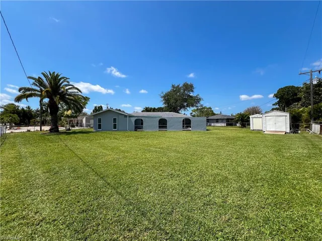 4556  Tennyson  DR, North Fort Myers, FL 33903