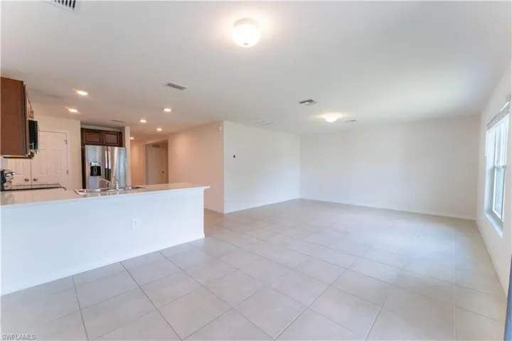 8052  Sunrise  CIR, Labelle, FL 33935