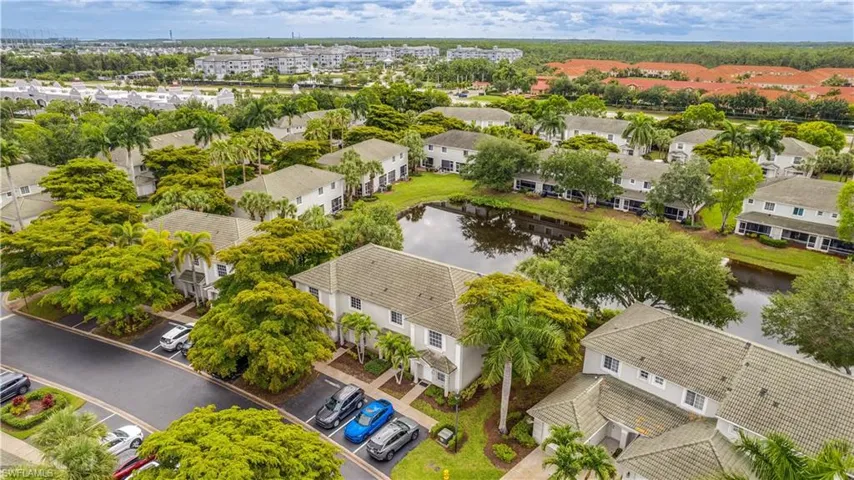 10053 Poppy Hill Dr, Fort Myers, Florida 33966