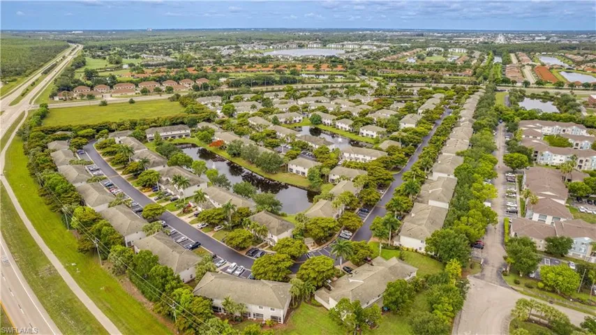 10053 Poppy Hill Dr, Fort Myers, Florida 33966