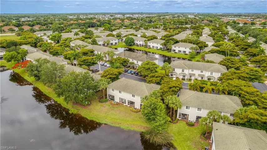 10053 Poppy Hill Dr, Fort Myers, Florida 33966
