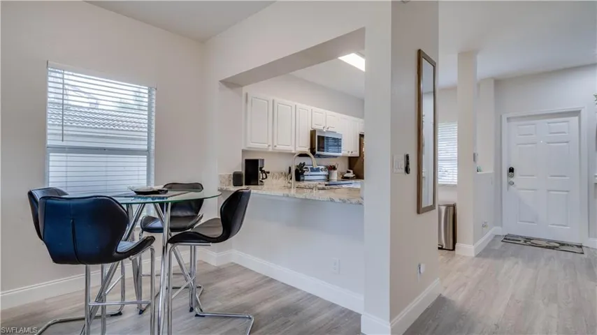 10053 Poppy Hill Dr, Fort Myers, Florida 33966