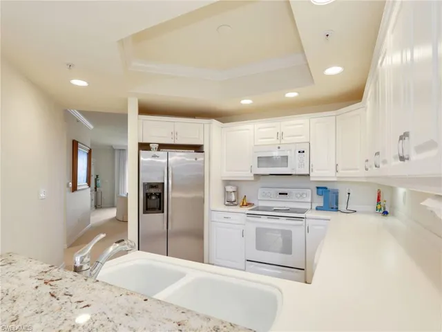 1001 Arbor Lake Dr # 105, Naples, Florida 34110