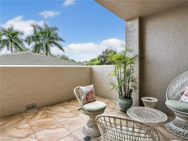 1001 Arbor Lake Dr # 105, Naples, Florida 34110