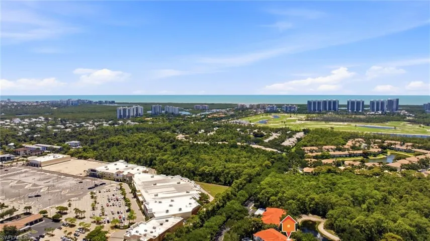 975  Tarpon Cove  DR, Naples, FL 34110