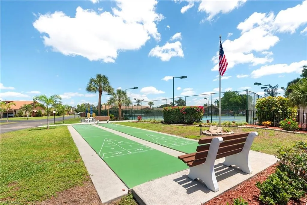 6316 Royal Woods Dr, Fort Myers, Florida 33908, 2 Bedrooms Bedrooms, ,2 BathroomsBathrooms,Residential,For Sale,Royal Woods,225047734