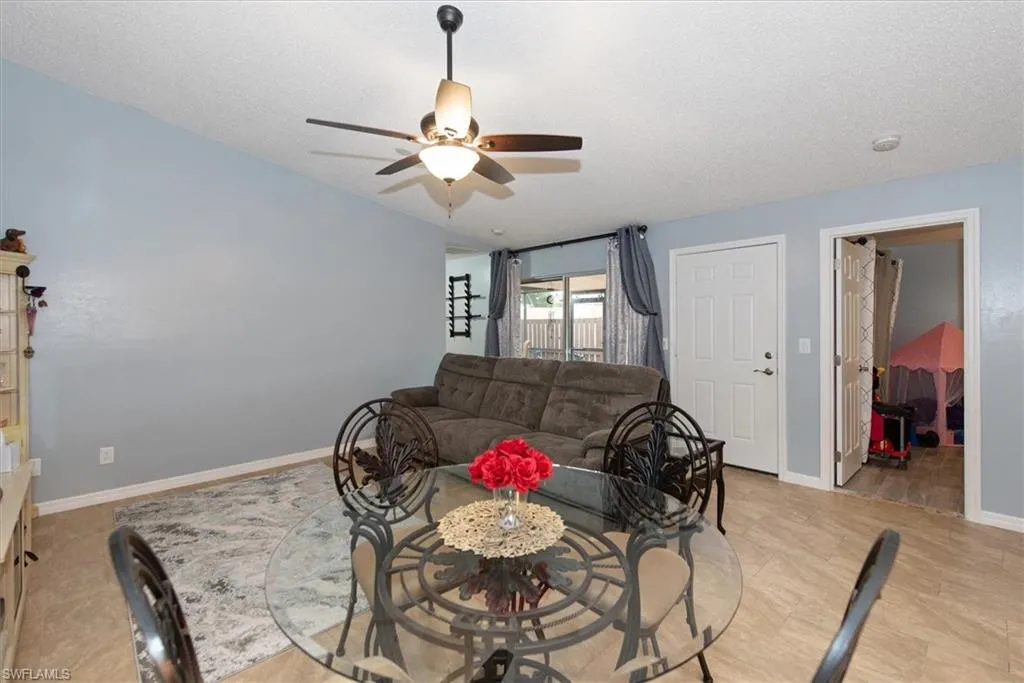 6316 Royal Woods Dr, Fort Myers, Florida 33908, 2 Bedrooms Bedrooms, ,2 BathroomsBathrooms,Residential,For Sale,Royal Woods,225047734