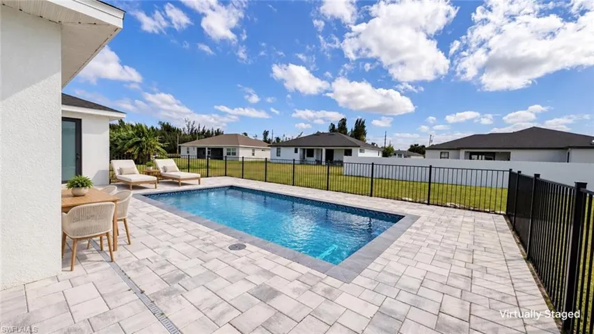 343 Sw 24th Pl, Cape Coral, Florida 33991